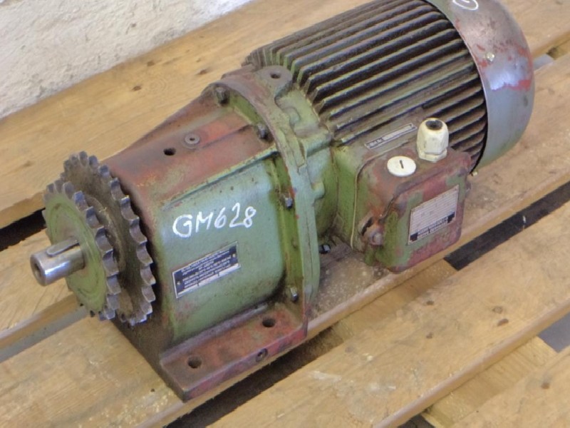 Gear motor BAUER DP 1A1221AH/283 ( DP1A1221AH/283 ) gebraucht, zwei Geschwindigkeiten ! photo on Industry-Pilot